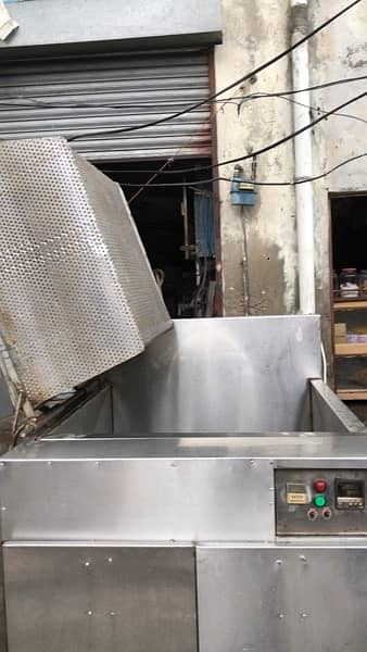 commercial fryer 3