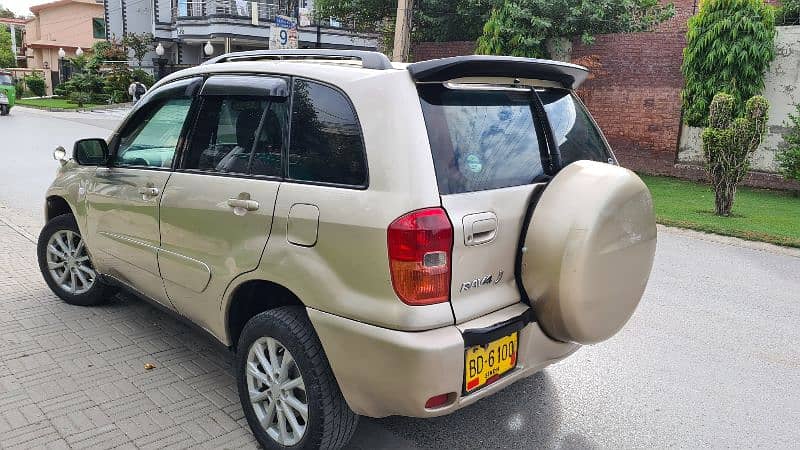 Toyota RAV4 2003 automatic 2005 registered 2