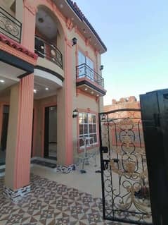 Centrally Located Prime Location House In Central Park - Block G Is Available For sale