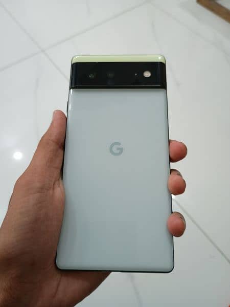 Google Pixel 6 Non PTA Sim time 3 1/2 months available 8/128 2