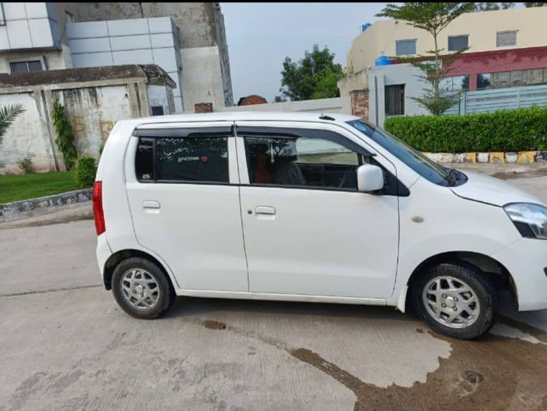 Suzuki Wagon R 2022 0