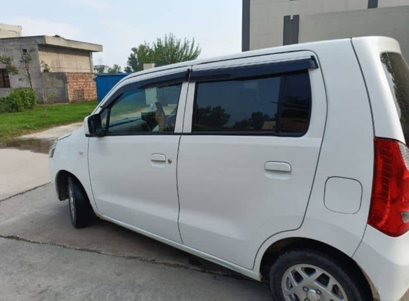 Suzuki Wagon R 2022 3