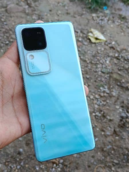 vivo v30 6