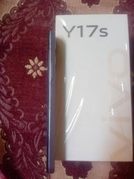 Vivi y17 Ran 4GB Rom 128GB 2