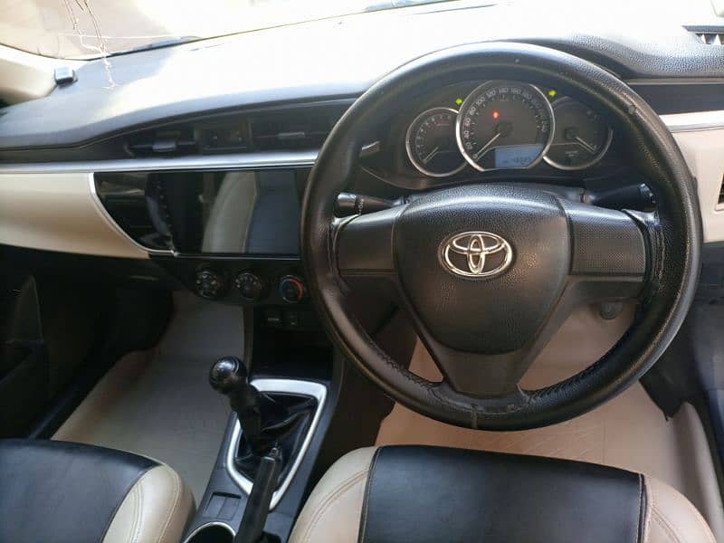 Toyota Corolla GLI 2015 4