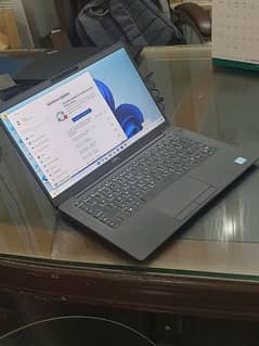 dell 7400 . . i7 8th 8/256