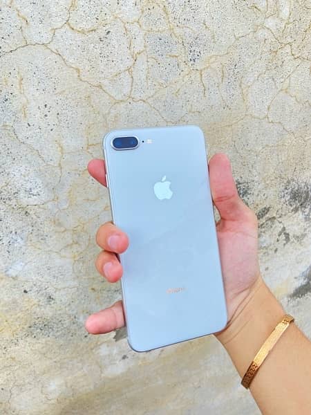 iPhone 8 Plus Waterpack 64GB 0