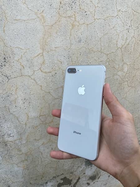 iPhone 8 Plus Waterpack 64GB 2