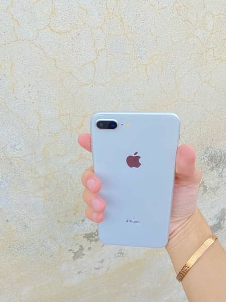 iPhone 8 Plus Waterpack 64GB 8