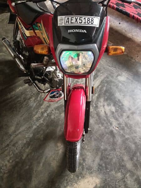 sale my Honda baike 5