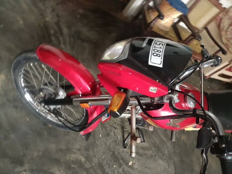 sale my Honda baike 7