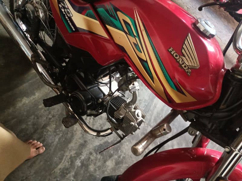 sale my Honda baike 8