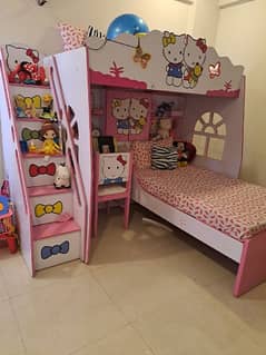 Beautiful Hello kitty bunk bed