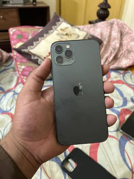 Iphone 12 pro factory unlock 128gb 8