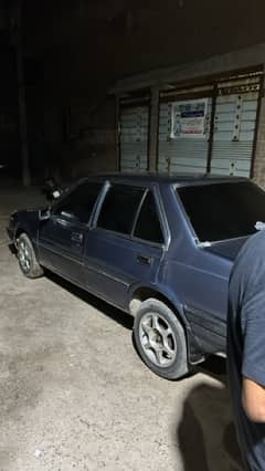 Nissan Sunny 1985