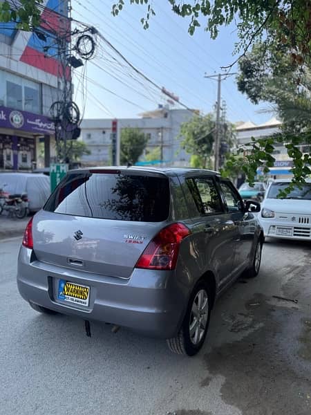 Suzuki Swift 2017 DLX 2