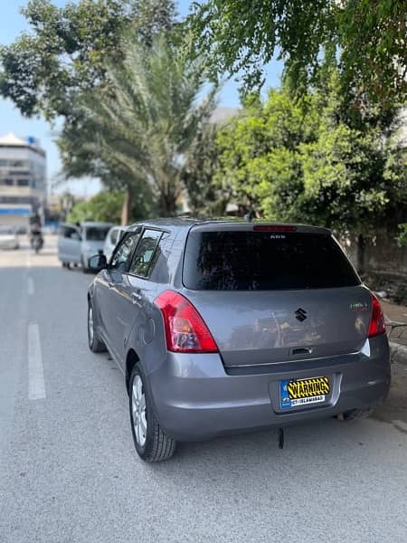 Suzuki Swift 2017 DLX 4