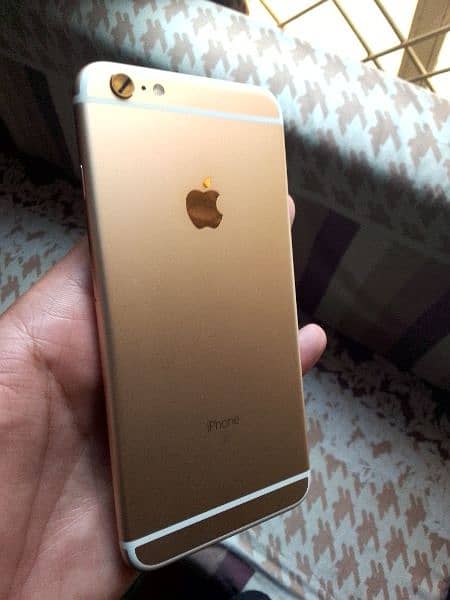 Iphone 6splus 32Gb 2month sim time available what'sapp no(03224527572) 0