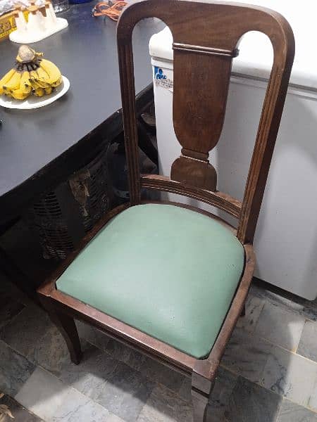 dinning table and chairs 1