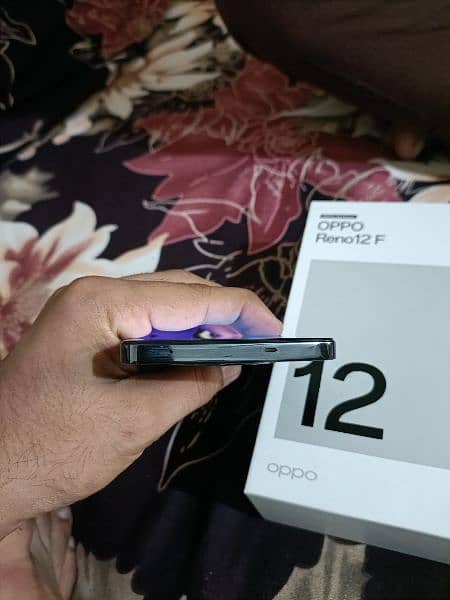 Oppo reno 12F 8+8=16GB RAM 256GB ROM Contact 03004204272 3