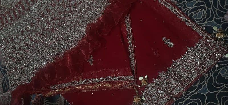 one time used bridal branded lehenga order pr tyar krwaya tha 4