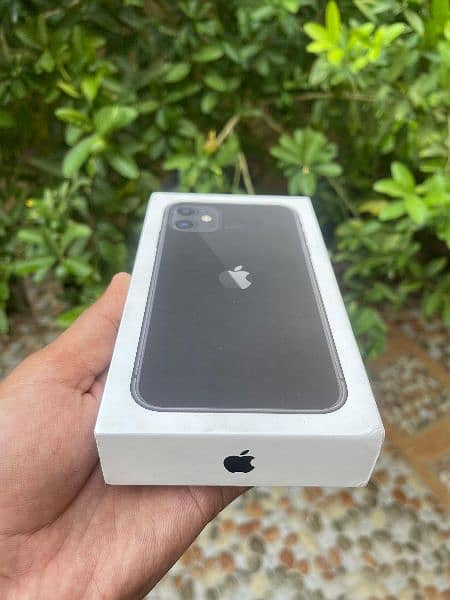 Apple iphone 11 foctory unlocked 1