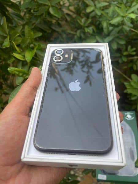 Apple iphone 11 foctory unlocked 3