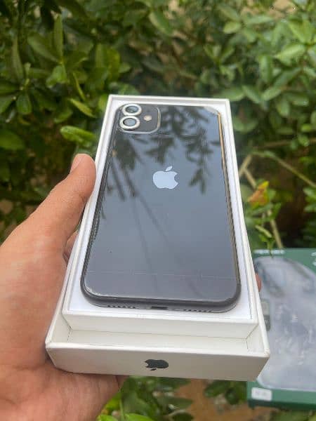 Apple iphone 11 foctory unlocked 6