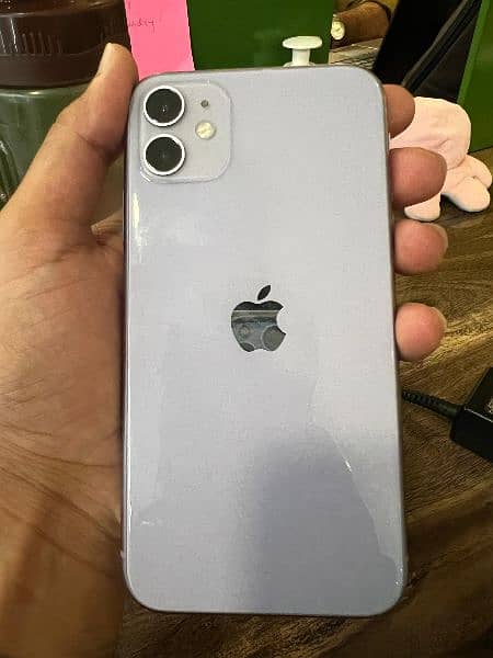 Iphone 11 dual pta approved 128 gb 4