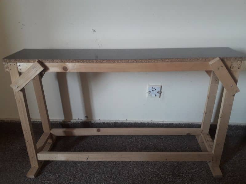 Strong exercise bench fully made of wood 1