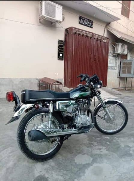 Honda 125 Special Edition 1