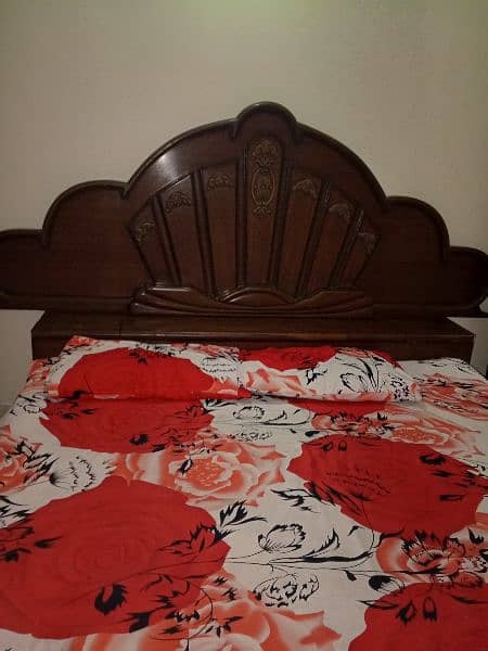 king size bed 1