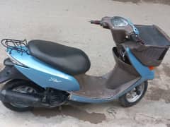 Honda  dio 49cc self start alla condition