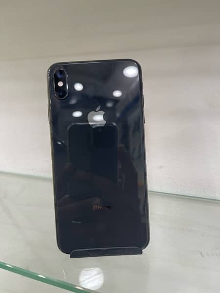 I phone XS Max 4