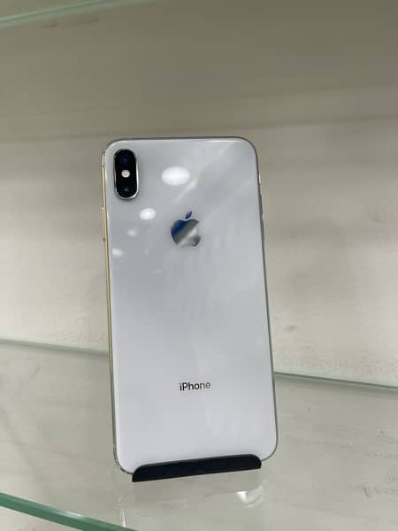 I phone XS Max 5