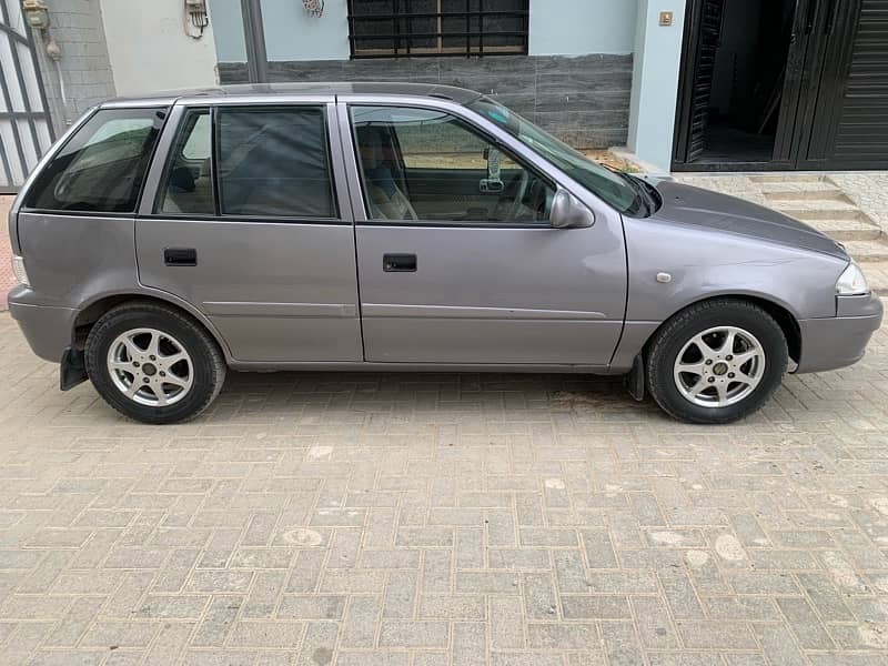 Suzuki Cultus VX 2017 3