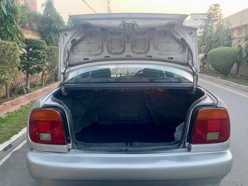 Suzuki Baleno 2003 6