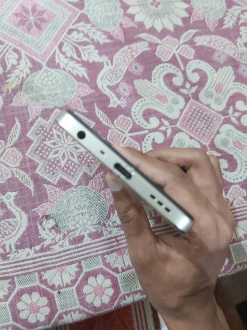 Oppo A57 6/128 3