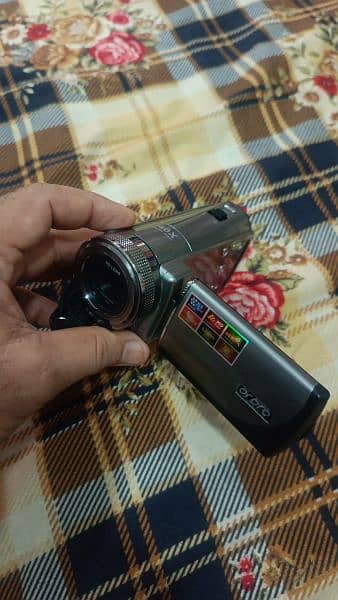 Digital camera very good results very good condition High Definition 2