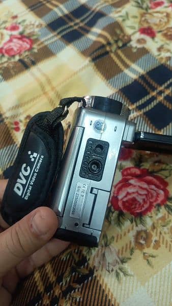 Digital camera very good results very good condition High Definition 4