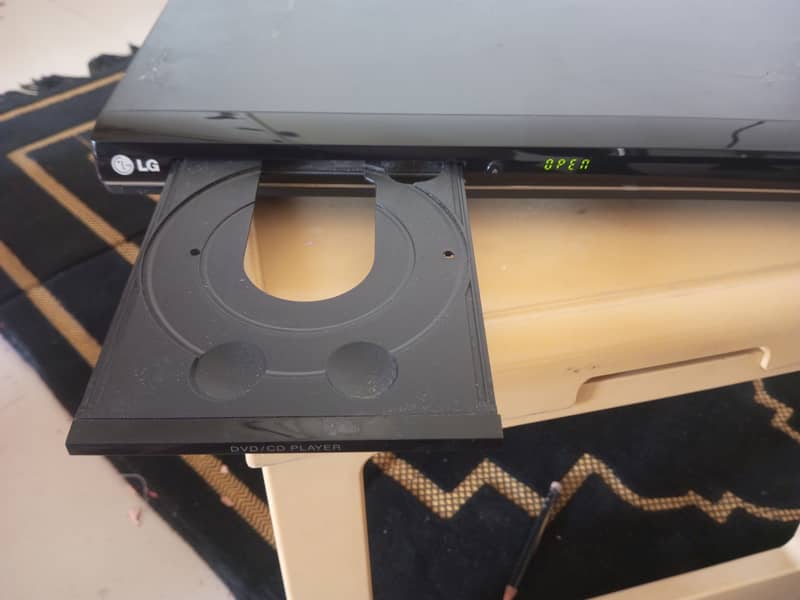 LG DVD Player 9