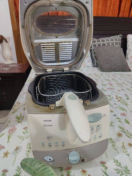 Philips deep fryer 1