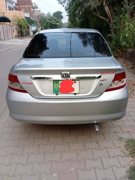 Honda City IDSI 2005 almost genuine condition 5