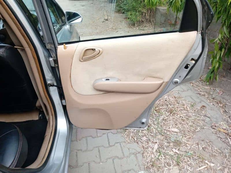 Honda City IDSI 2005 almost genuine condition 9