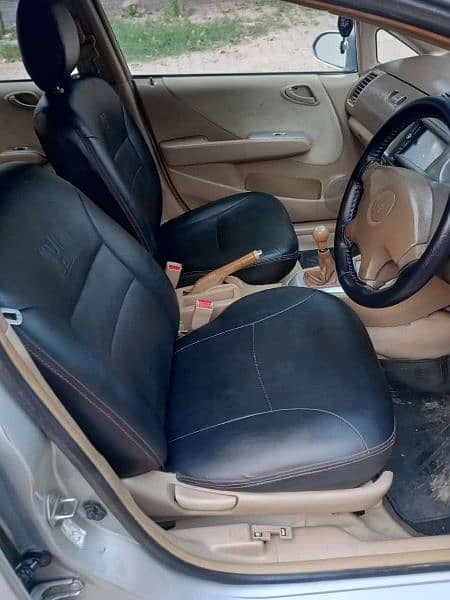 Honda City IDSI 2005 almost genuine condition 11