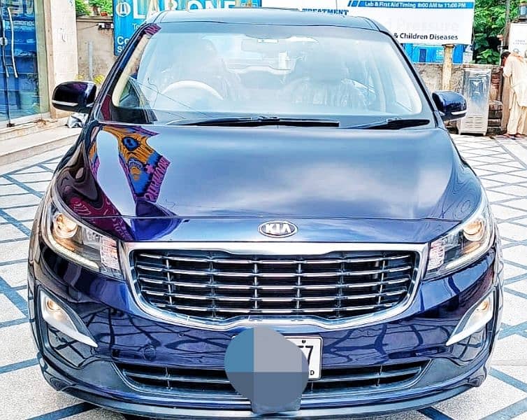 KIA Grand Carnival 2019 10