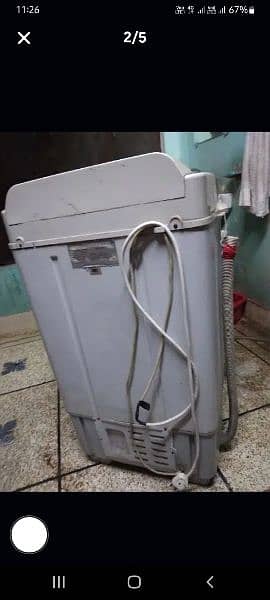 A Good condition Washing machine 2