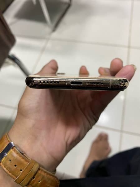 iPhone XS 512 GB with original box 3