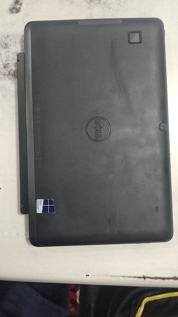 Dell lt 7