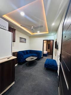 Par day 1bed Ac flats for rent